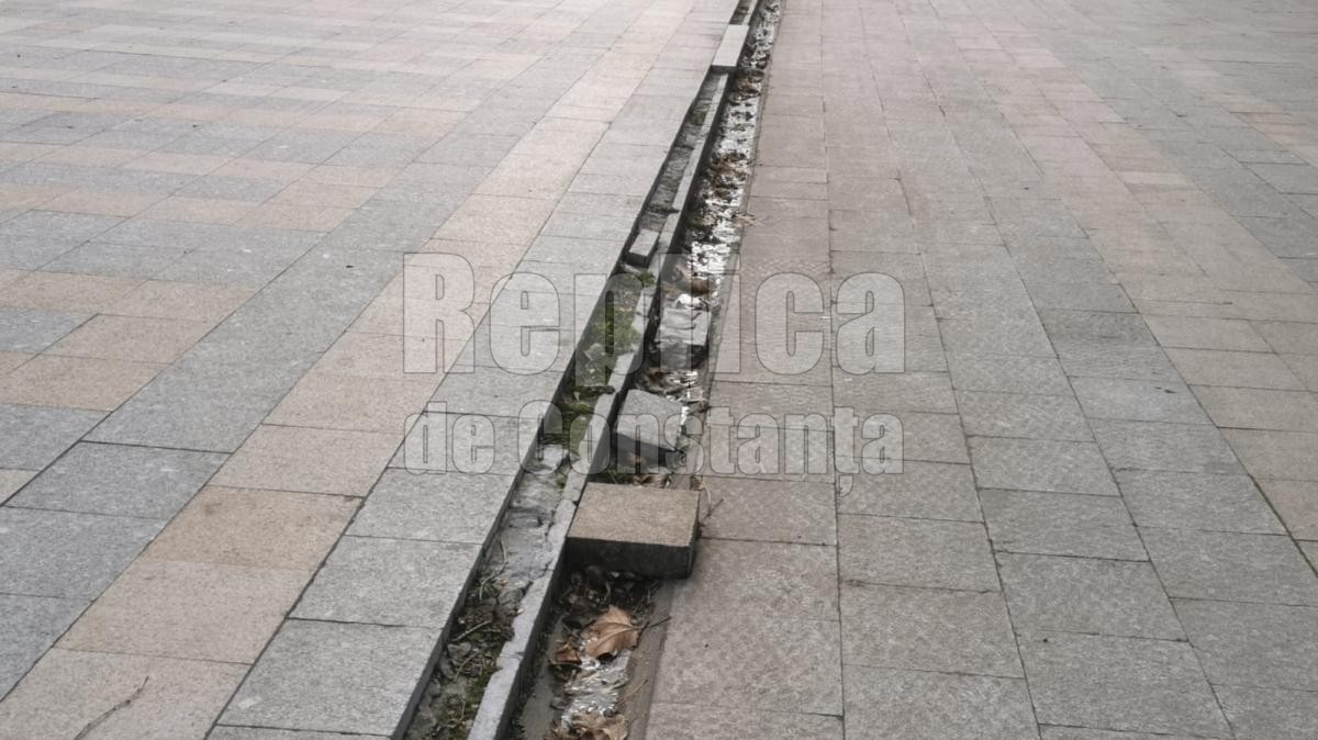 Cand vor fi reabilitate trotuarele de pe Baba Novac, care n-au vazut un utilaj timp de 30 de ani?!  Video