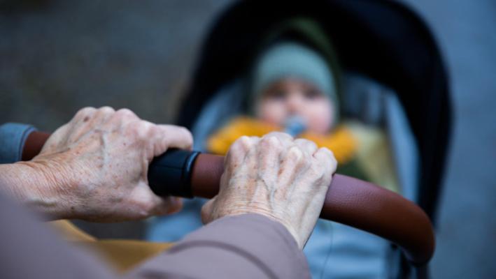 Declinul demografic, în centrul discuțiilor la Conferința Națională „Sănătatea Familiei și Natalitatea“