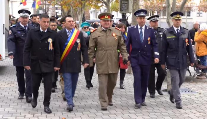 Primăria Cernavodă a organizat o serie de activități specifice Zilei Naționale a României