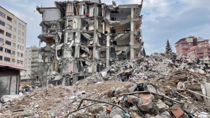 Una din cauzele principale ale prăbușirii clădirilor la cutremurul din Turcia - fierul ieftin din Siria