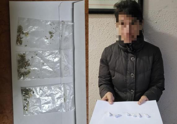 Psihologii atrag atenţia asupra consumului de droguri la copii
