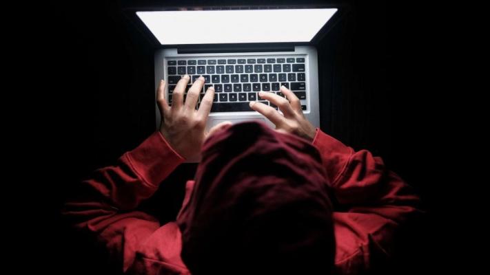 Polițiștii atrag atenția asupra fraudelor online