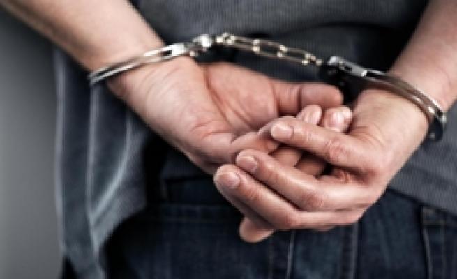 Polițiștii din Pitești au nimerit peste un bărbat fix în timp ce își bătea soția
