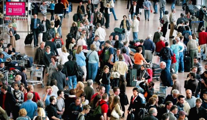 Mii de pasageri din întreaga lume, blocați pe aeroporturi din cauza unei defecțiuni tehnice