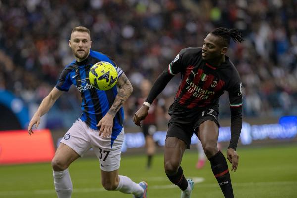  Fotbal: Inter Milano, învingătoare în Derby della Madonnina