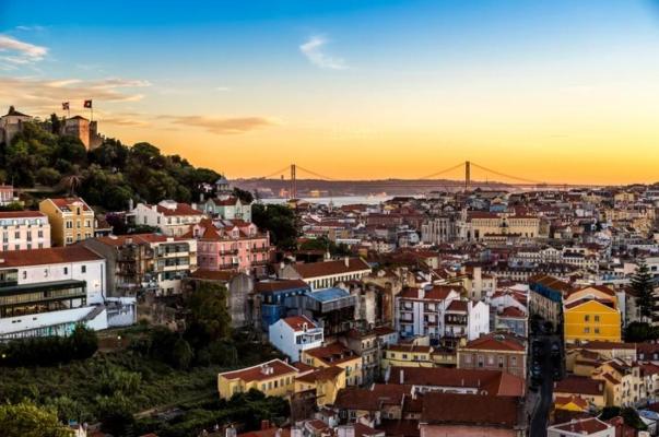 Portugalia vrea să îi forţeze pe proprietarii de locuinţe libere să găsească chiriaşi
