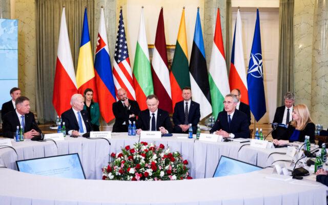 Aliaţii NATO sunt pregătiţi să crească nivelul prezenţei militare pe Flancul estic 