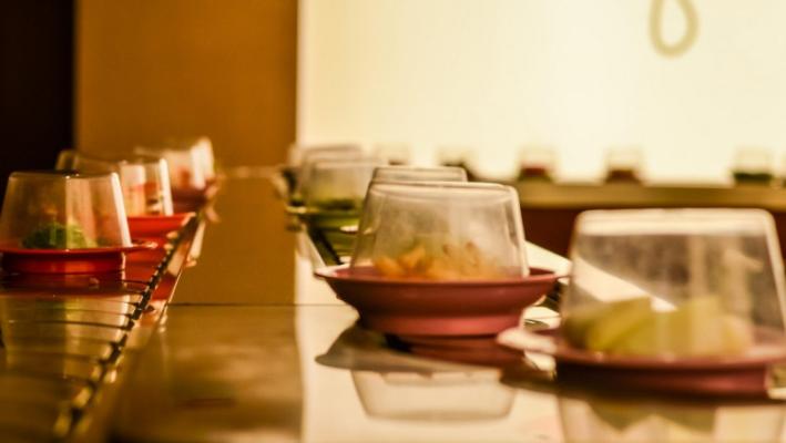 Val de „terorism sushi” în Japonia, „crimele culinare” comise de clienți, au dus la mai multe anchete  