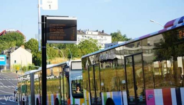 Chiar dacă este gratuit, transportul public din Luxemburg nu poate concura cu maşina personală