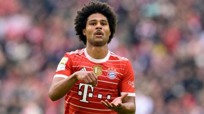 Fotbal: Bayern ar putea renunţa la Gnabry şi Sane în cazul unor oferte satisfăcătoare 