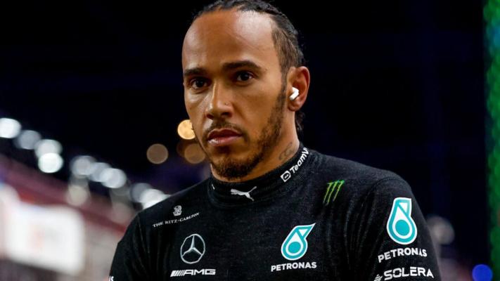 Lewis Hamilton, în pole-position după mai bine de un an