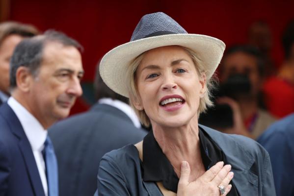 Sharon Stone, probleme cu Michael Douglas la începutul carierei