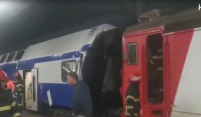 Poliția Galați, noi precizări după accidentul feroviar: Acul ceasului vitezometrului locomotivei a rămas blocat la poziţia 75 km/h
