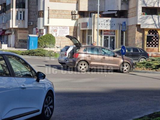 Cum pot fi denunțate contractele de asigurare încheiate cu Euroins