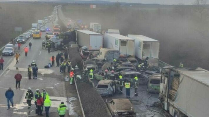 Încă doi români au fost implicați în accidentul uriaș din Ungaria