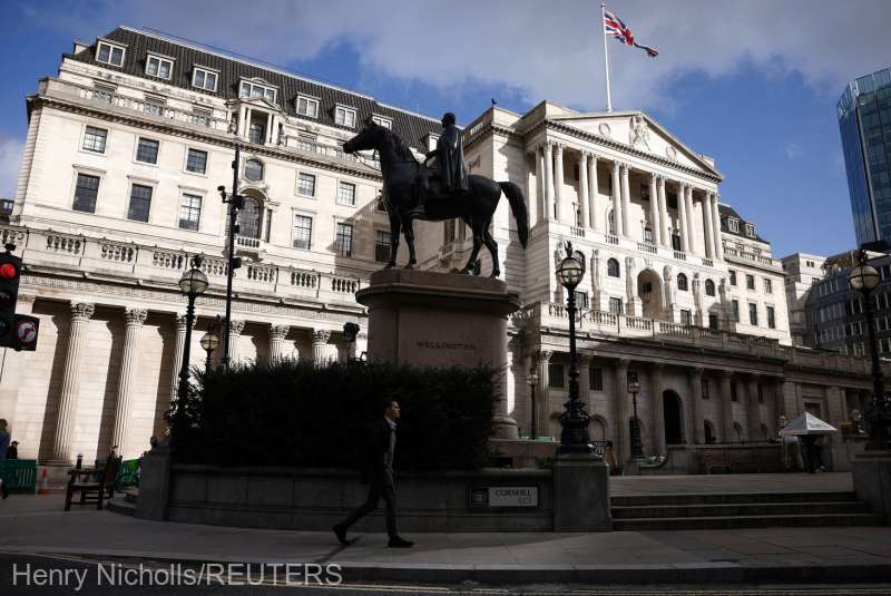 Banca Angliei majoreaza dobanda si estimeaza ca rata inflatiei va scadea