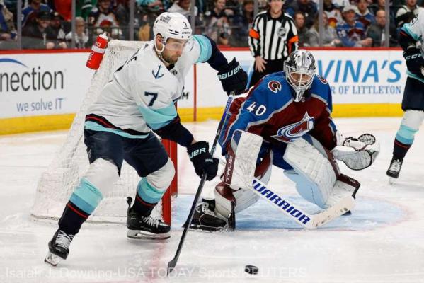 Hochei: NHL - Eşec pe propriul patinoar pentru campioana Colorado Avalanche