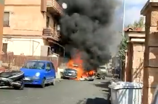Doi piloți au murit după ce două avioane militare s-au ciocnit, la Roma. Video