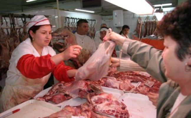 Prețul cărnii de porc scade sub pragul 2,7 de euro kilogramul