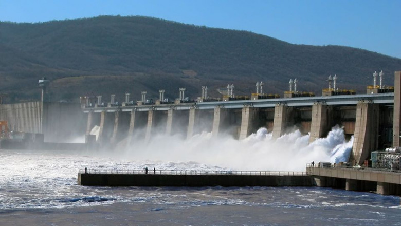 Compania Hidroelectrica a fost amendata cu 400.000 de lei de catre ANRE