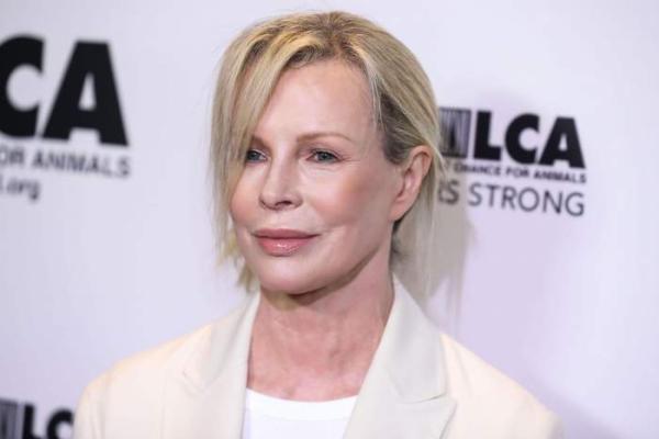 Cum arată Kim Basinger la 69 de ani