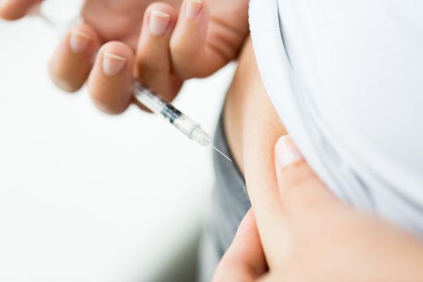 Injecțiile săptămânale cu insulină ar putea fi la fel de eficiente ca cele zilnice