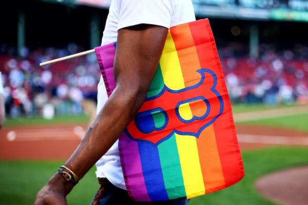Lovitură pentru LGBTQ: Kansas interzice participarea sportivilor născuți bărbați la sporturi de femei