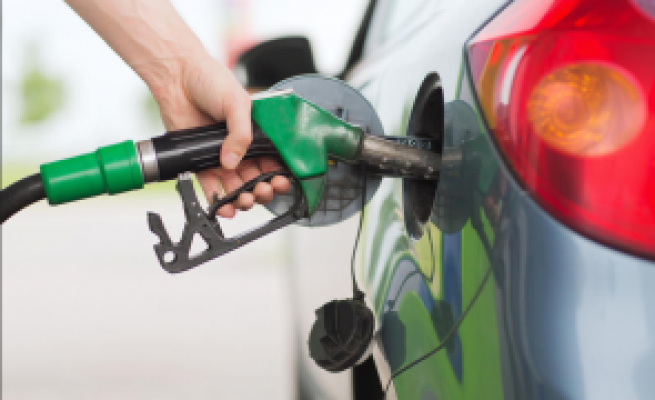 După un lanț de ieftiniri, carburanții s-au scumpit