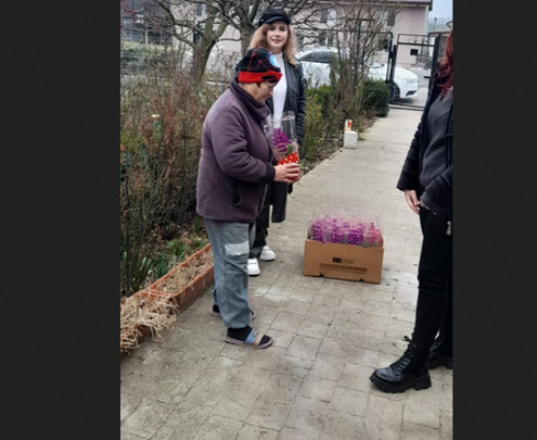 Doamnele și domnișoarele din Poarta Albă, premiate de către primar 