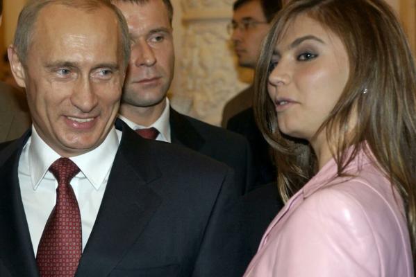Jurnaliștii ruși au descoperit unde locuiesc Vladimir Putin și Alina Kabaeva