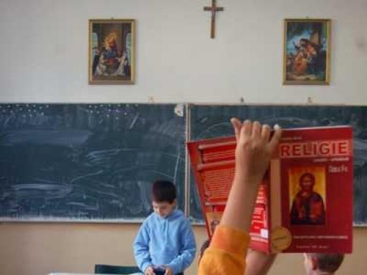 Religia ar putea fi aleasă ca disciplină de examen la Bacalaureat