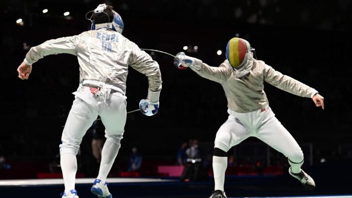 JO 2024: Scrima ar putea reintegra sportivii din Rusia şi Belarus în competiţiile sale