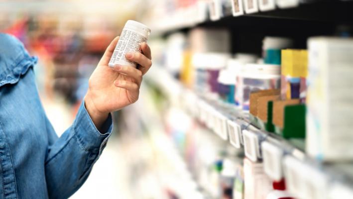 Descoperire surprinzătoare despre suplimentele pentru oase: Calciul şi vitamina D sunt „apă de ploaie“ în prevenirea fracturilor
