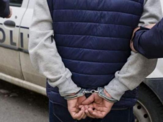 A fost arestat bărbatul care a provocat un scandal în Satul de Vacanță