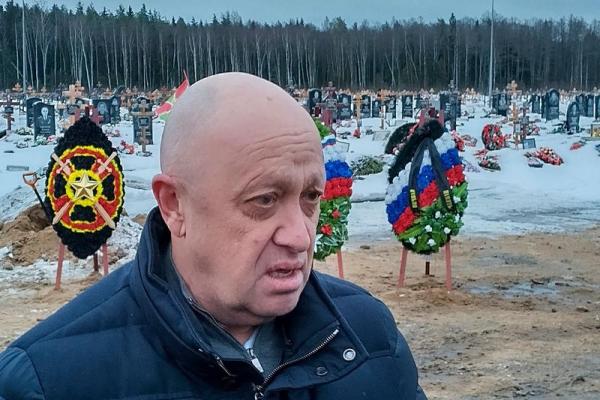 Șeful trupelor Wagner, către Zelenski: „Menghina se strânge puternic”