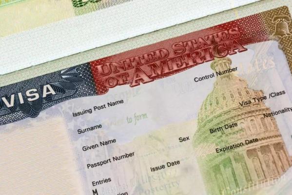 USR bagatelizează ridicarea vizelor de SUA: Ciolacu și Ciucă, „malpraxis politic și de relații externe“