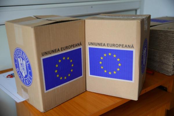 Începe distribuirea pachetelor cu produse alimentare de la UE, în Constanța