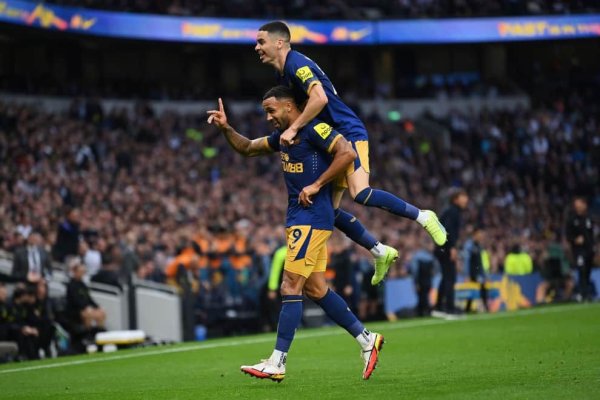  Fotbal: Newcastle a spulberat-o cu 6-1 pe Tottenham în Premier League