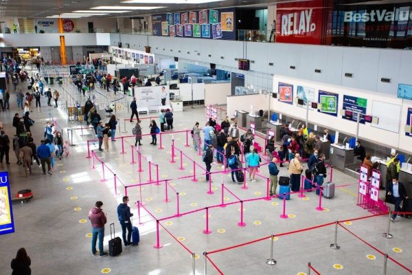 Furt de 15 milioane de dolari pe aeroportul din Toronto