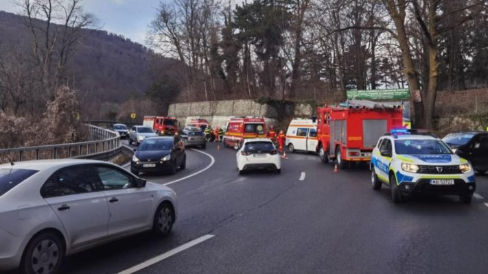 Accident rutier pe DN1. Traficul a fost oprit