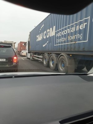 Haos pe Podul Ovidiu: polițiștii recomandă rute ocolitoare!
