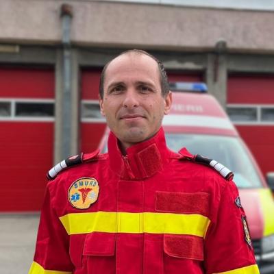 Paramedic constănțean aflat în timpul liber a salvat un bărbat implicat într-un accident rutier