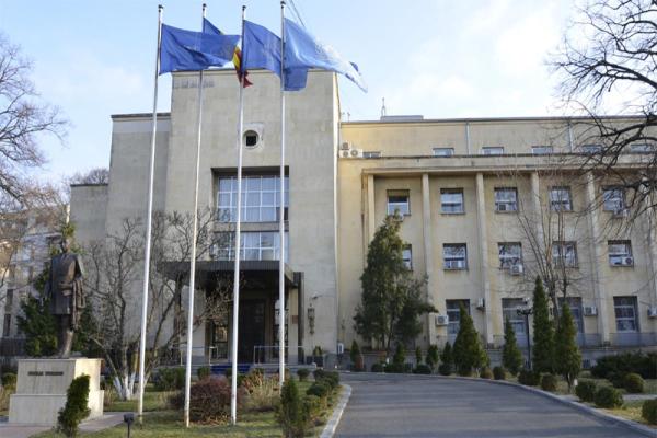 MAE îşi exprimă îngrijorarea faţă de proliferarea discursului instigator la ură îndreptat împotriva romilor