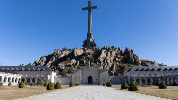 Spania va exhuma rămăsițele fondatorul partidului fascist Falange din mausoleul ridicat de Franco  
