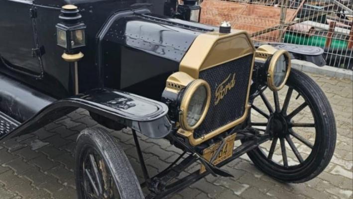 Un român a mers la RAR cu un Ford T, fabricat în 1914
