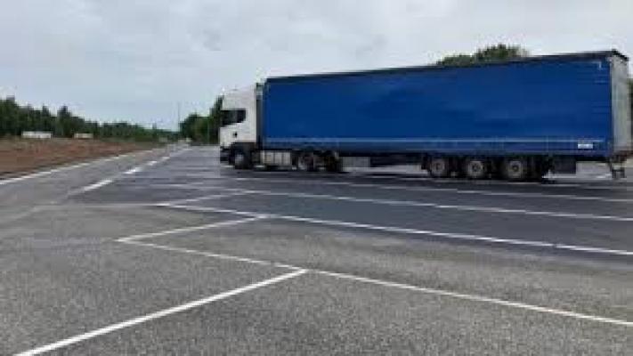 Primăria Cernavodă intenționează să amenajeze o parcare pentru autocamioane