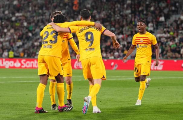 Fotbal: FC Barcelona a surclasat 'lanterna roşie' Elche, în La Liga