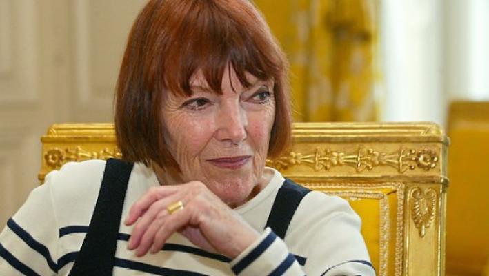 A murit creatoarea de modă Dame Mary Quant  