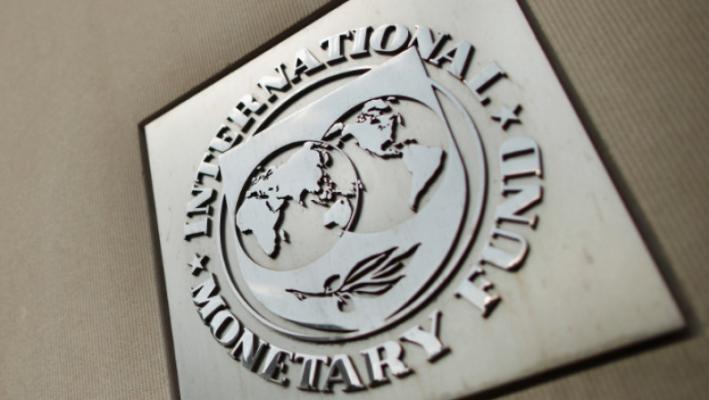 FMI şi-a îmbunătăţit estimările privind evoluţia economiei mondiale în acest an