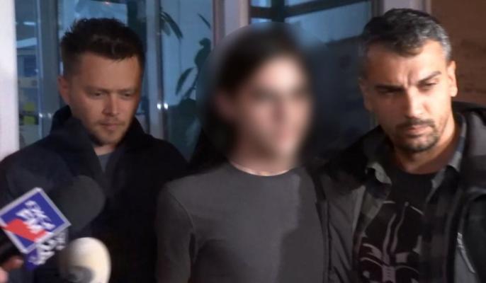 Elevul-cuțitar care a atacat profesoara de japoneză, reținut pentru tentativă de omor